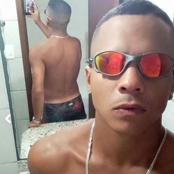 Boy Presença